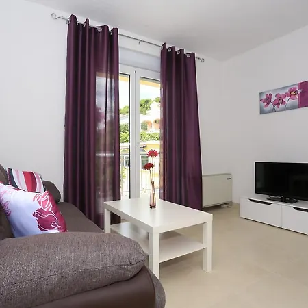 Dado Apartamento Trogir