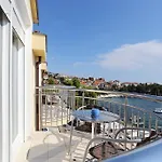 Dado Apartman