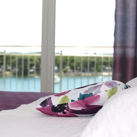 Dado Apartment