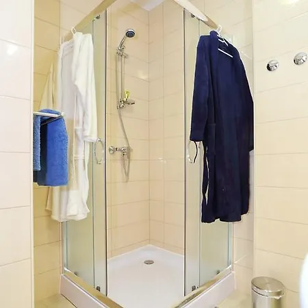Dado Apartment