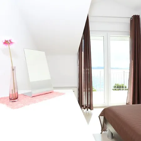Dado Apartment